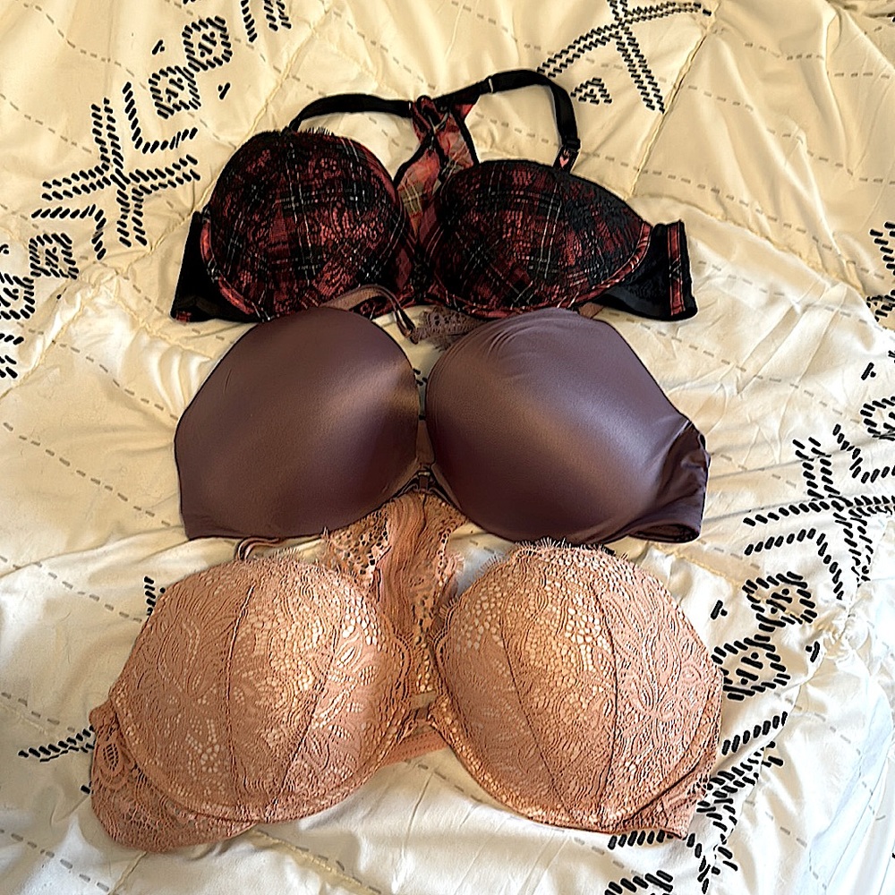 Victoria Secret Bras NWT set of 3